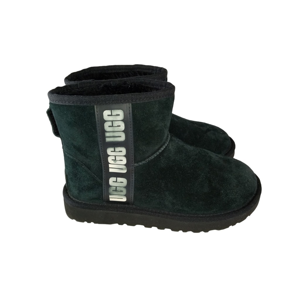 UGG Womens Winter Boots‎ Black Suede  Round Toe Logo Pull On Size 5
